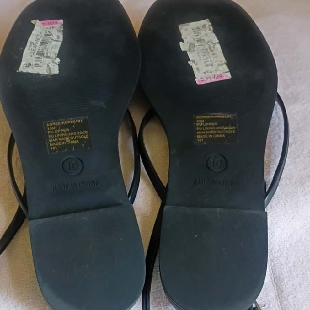 Steve Madden Elegant Black Sandals - Picture 6 of 8